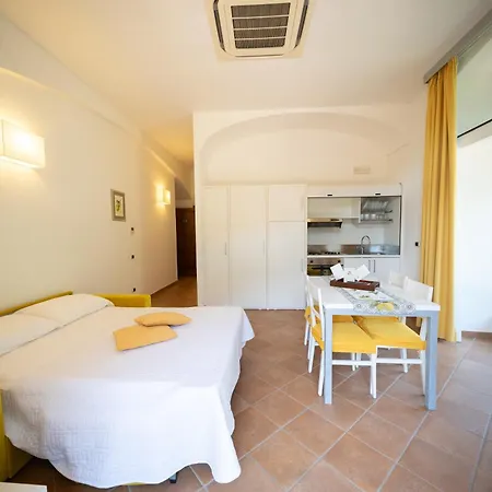 Limoneto Di Ercole Apartamento