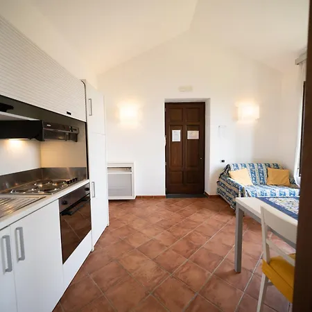 Limoneto Di Ercole Apartamento *