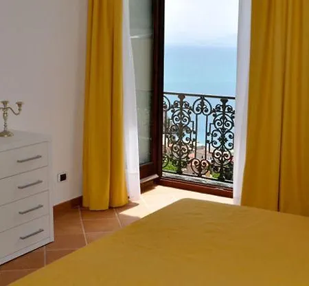Limoneto Di Ercole Apartamento *